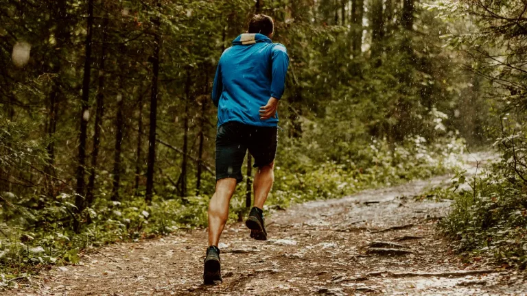 What to Wear When Running in the Rain