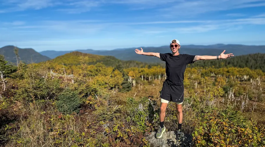 EXPLORE THE WORLD ON FOOT